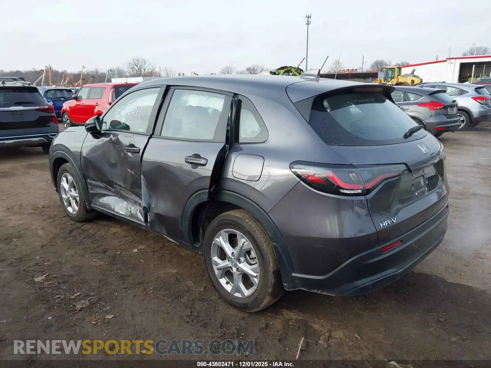 3 Фотография поврежденного автомобиля 3CZRZ2H38RM723302 HONDA HR-V 2024