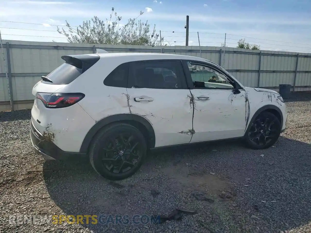 3 Photograph of a damaged car 3CZRZ2H52RM754580 HONDA HR-V 2024