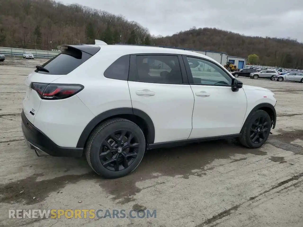 3 Photograph of a damaged car 3CZRZ2H59RM737260 HONDA HR-V 2024