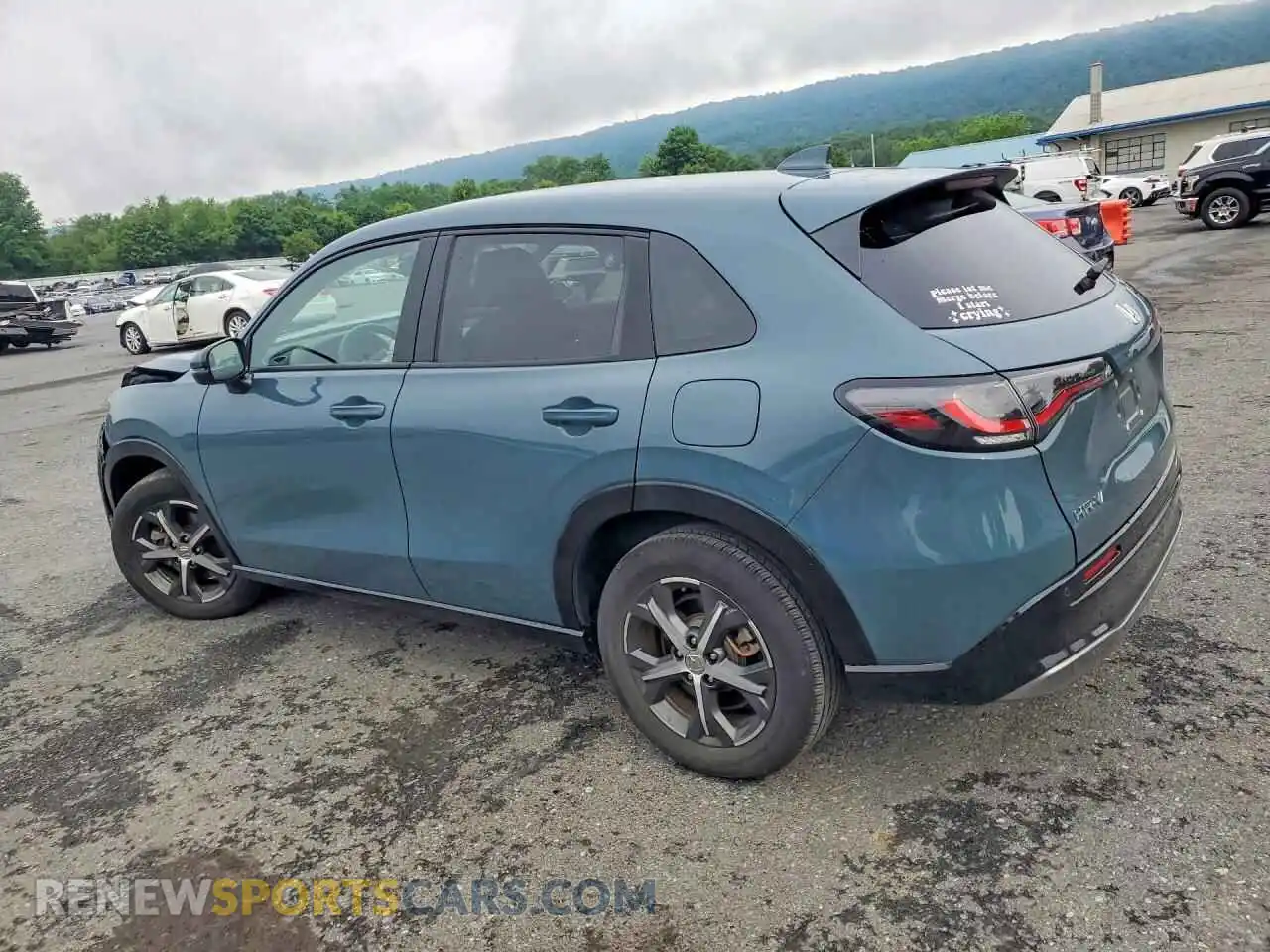 2 Photograph of a damaged car 3CZRZ2H70RM783514 HONDA HR-V 2024