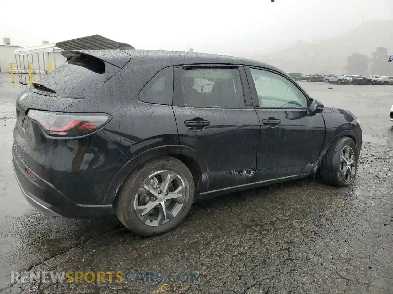 3 Photograph of a damaged car 3CZRZ2H71RM770710 HONDA HR-V 2024