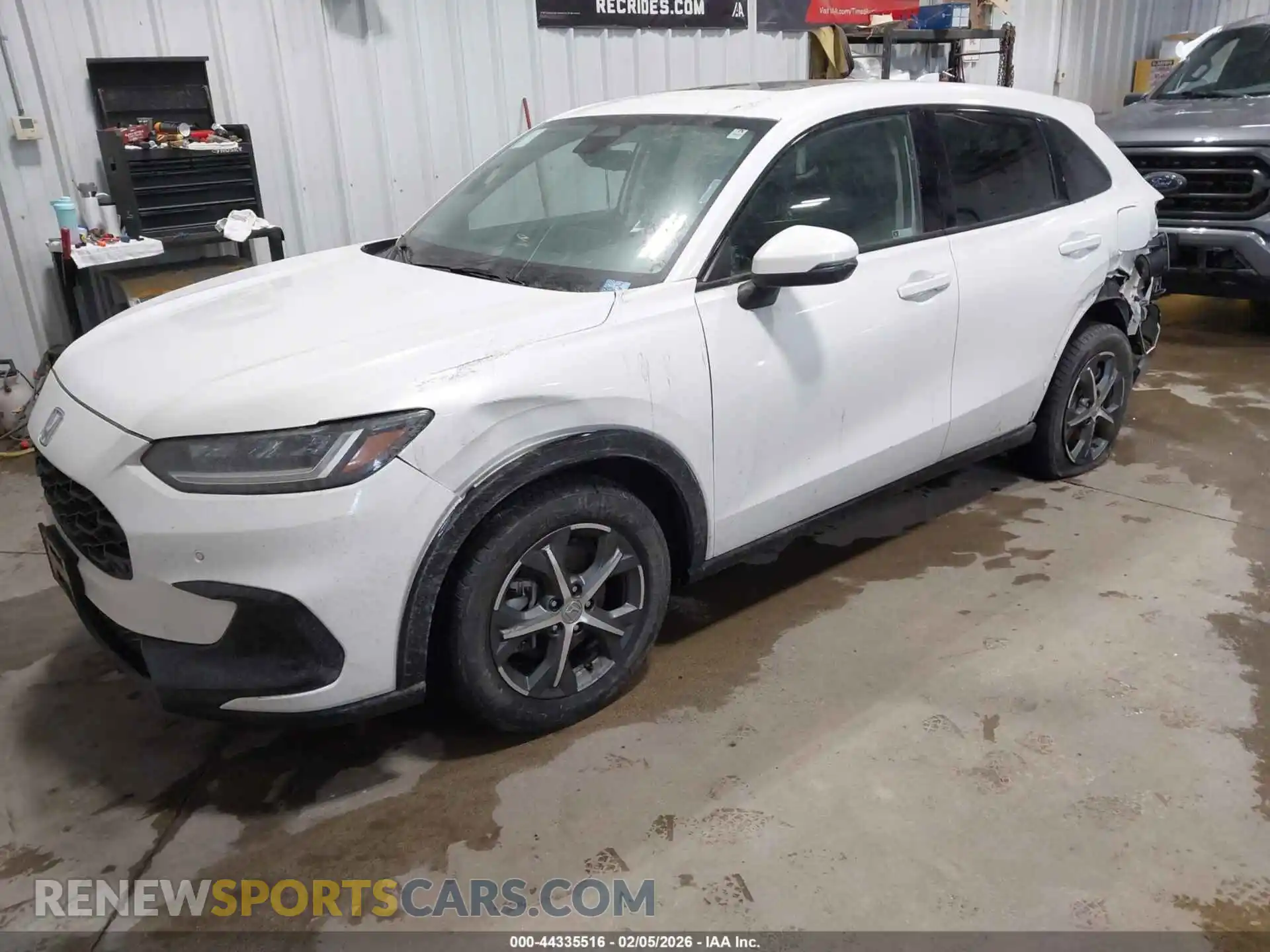 2 Photograph of a damaged car 3CZRZ2H73RM731925 HONDA HR-V 2024