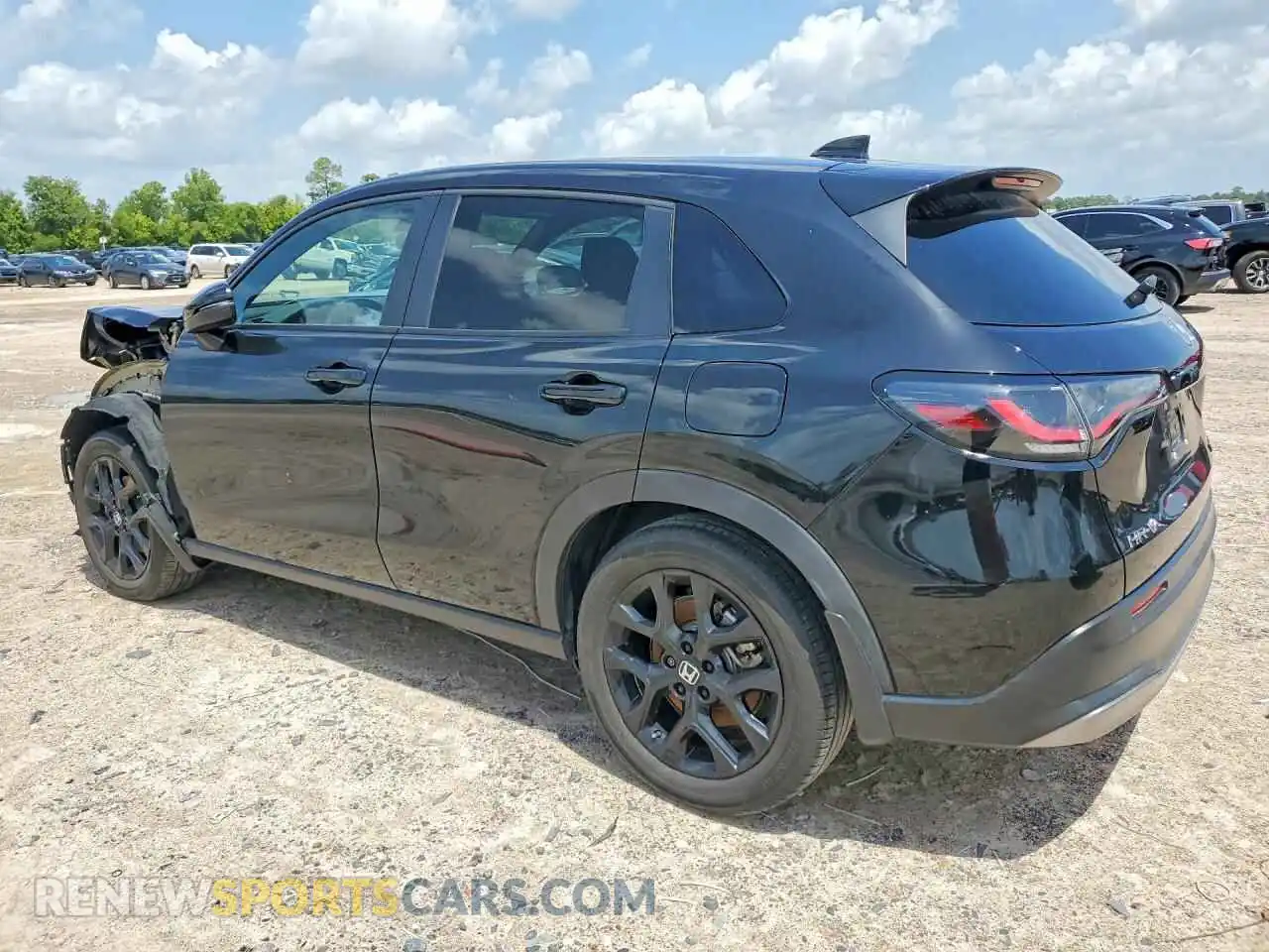 2 fotografías del automóvil dañado 3CZRZ1H55SM708385 HONDA HR-V 2025