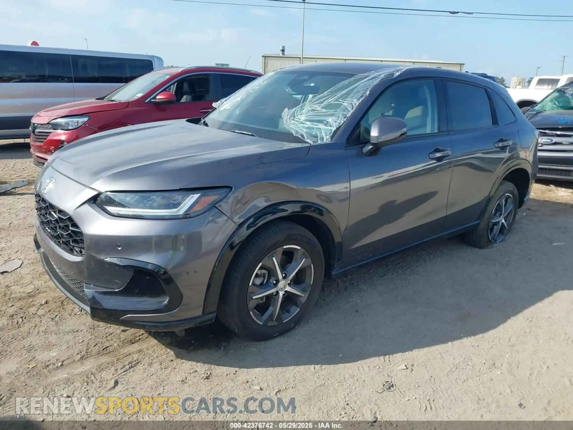 2 fotografías del automóvil dañado 3CZRZ1H71SM719384 HONDA HR-V 2025