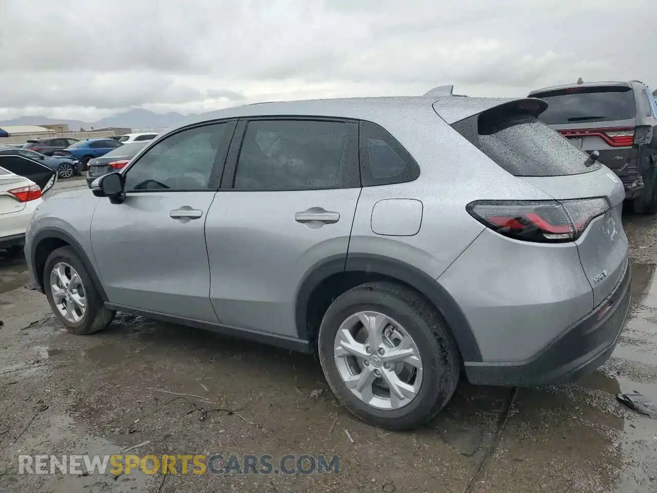 2 Photograph of a damaged car 3CZRZ2H32SM769987 HONDA HR-V 2025