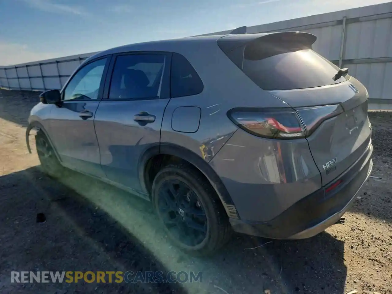 2 fotografías del automóvil dañado 3CZRZ2H57SM739451 HONDA HR-V 2025