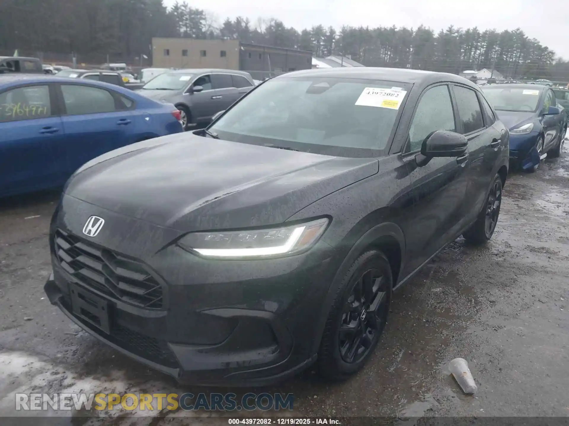 2 Photograph of a damaged car 3CZRZ2H57SM760171 HONDA HR-V 2025