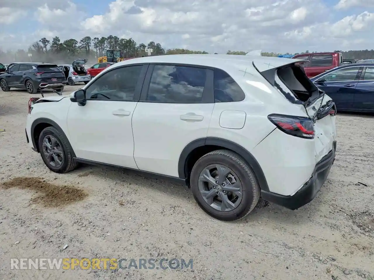 2 fotografías del automóvil dañado 3CZRZ1H36TM714714 HONDA HR-V 2026