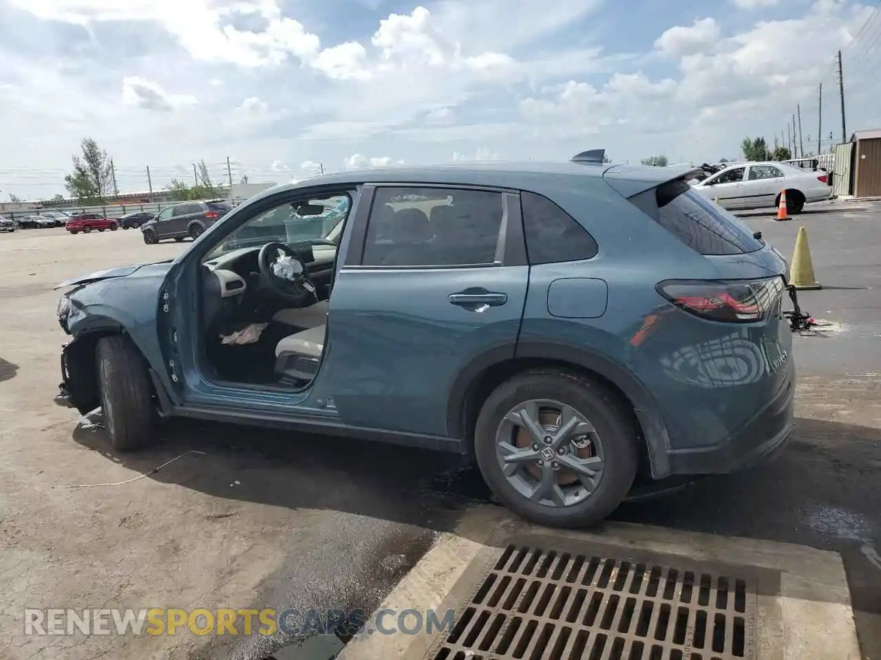 2 fotografías del automóvil dañado 3CZRZ1H38TM700796 HONDA HR-V 2026