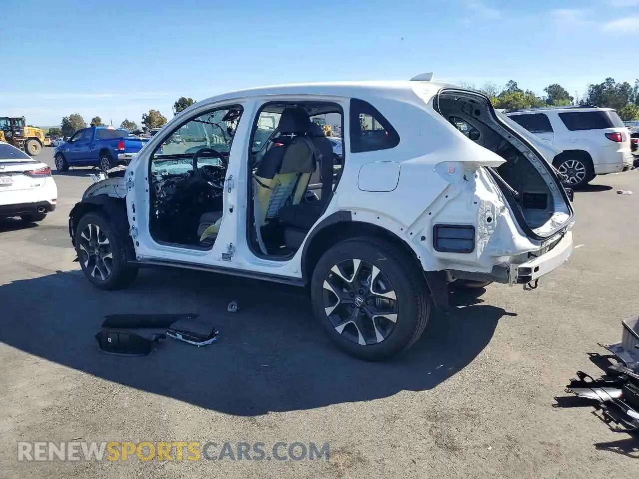 2 fotografías del automóvil dañado 3CZRZ1H73TM710560 HONDA HR-V 2026