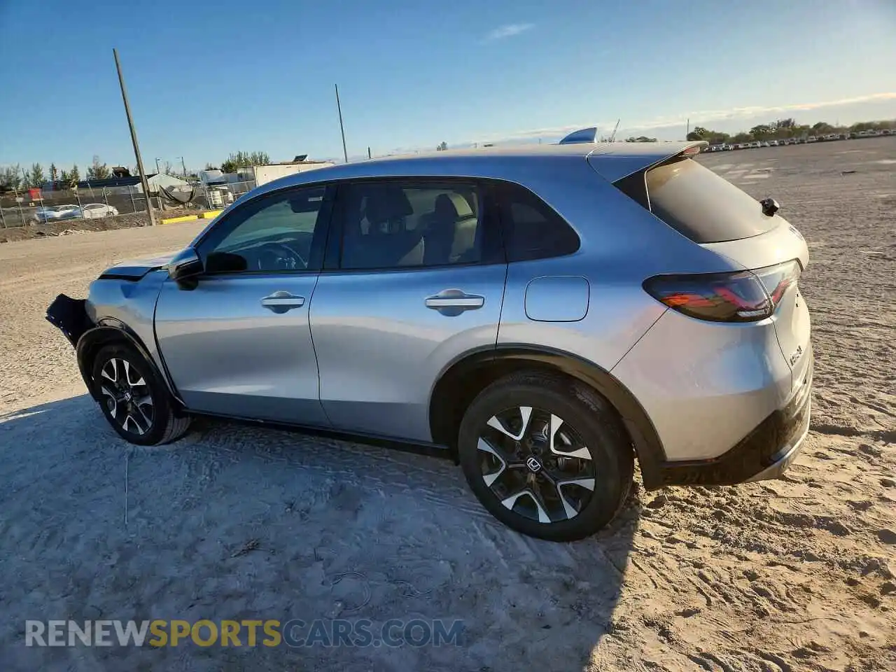 2 Photograph of a damaged car 3CZRZ1H7XTM712404 HONDA HR-V 2026