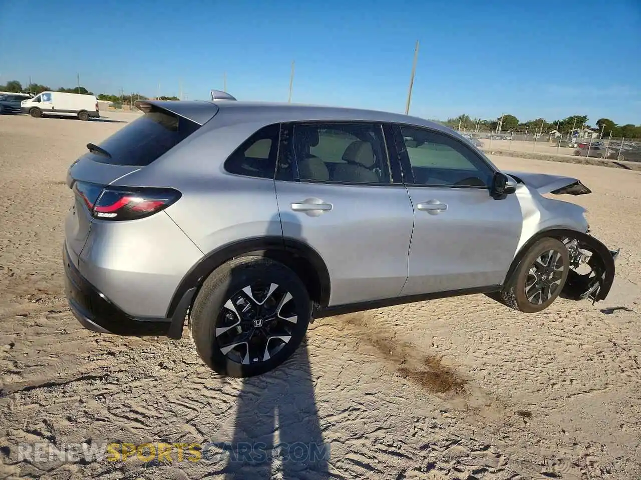 3 Photograph of a damaged car 3CZRZ1H7XTM712404 HONDA HR-V 2026