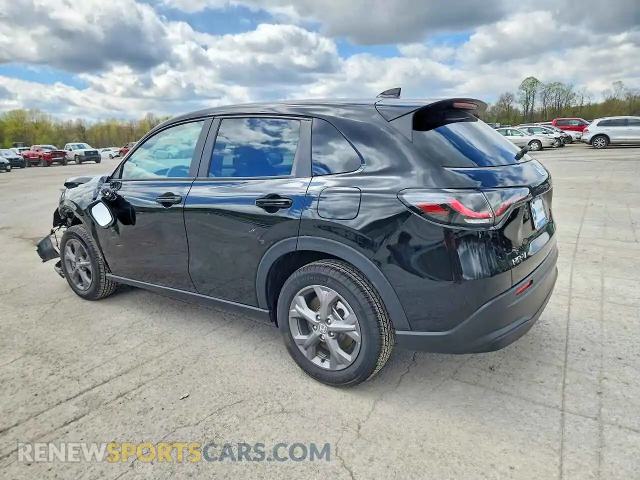 2 fotografías del automóvil dañado 3CZRZ2H30TM717680 HONDA HR-V 2026