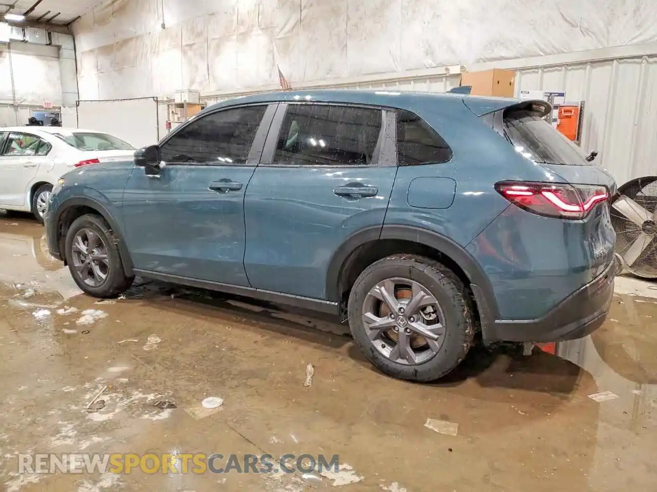 2 Photograph of a damaged car 3CZRZ2H32TM732293 HONDA HR-V 2026