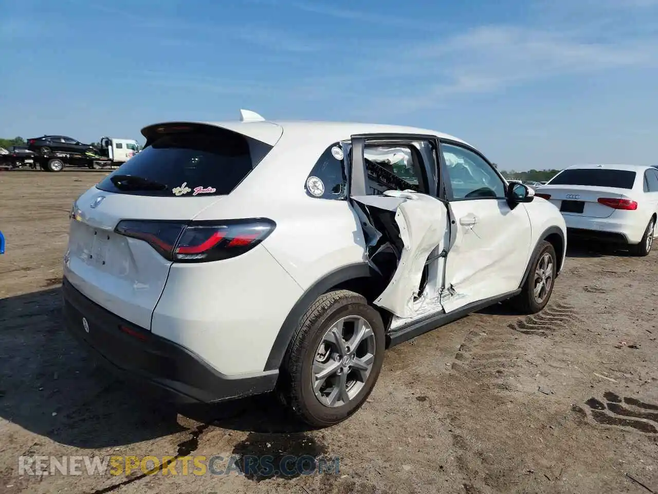 3 Photograph of a damaged car 3CZRZ2H35TM749945 HONDA HR-V 2026