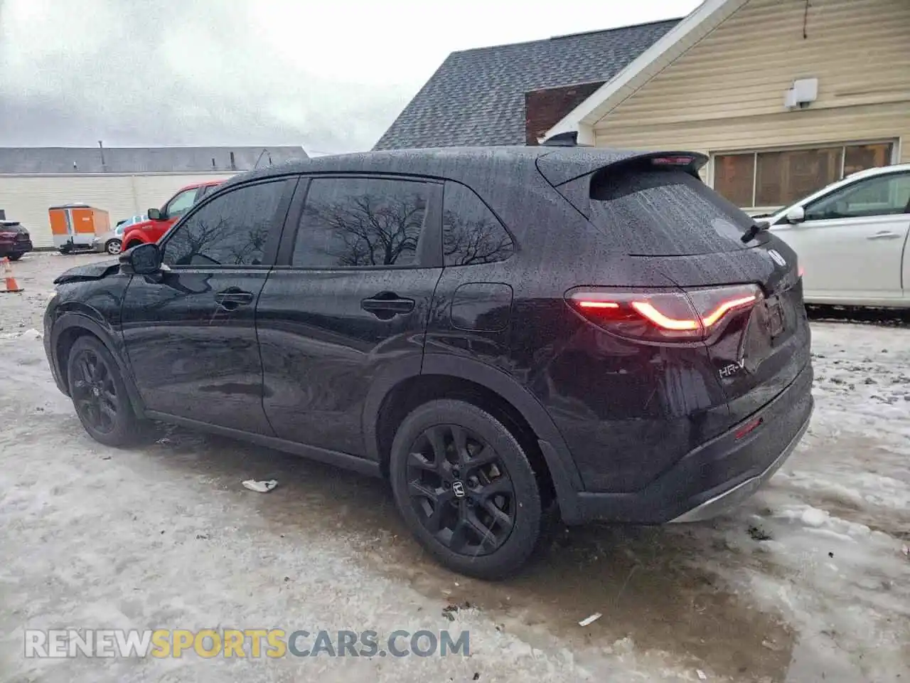 2 Photograph of a damaged car 3CZRZ2H54RM707809 HONDA HR-V 2026