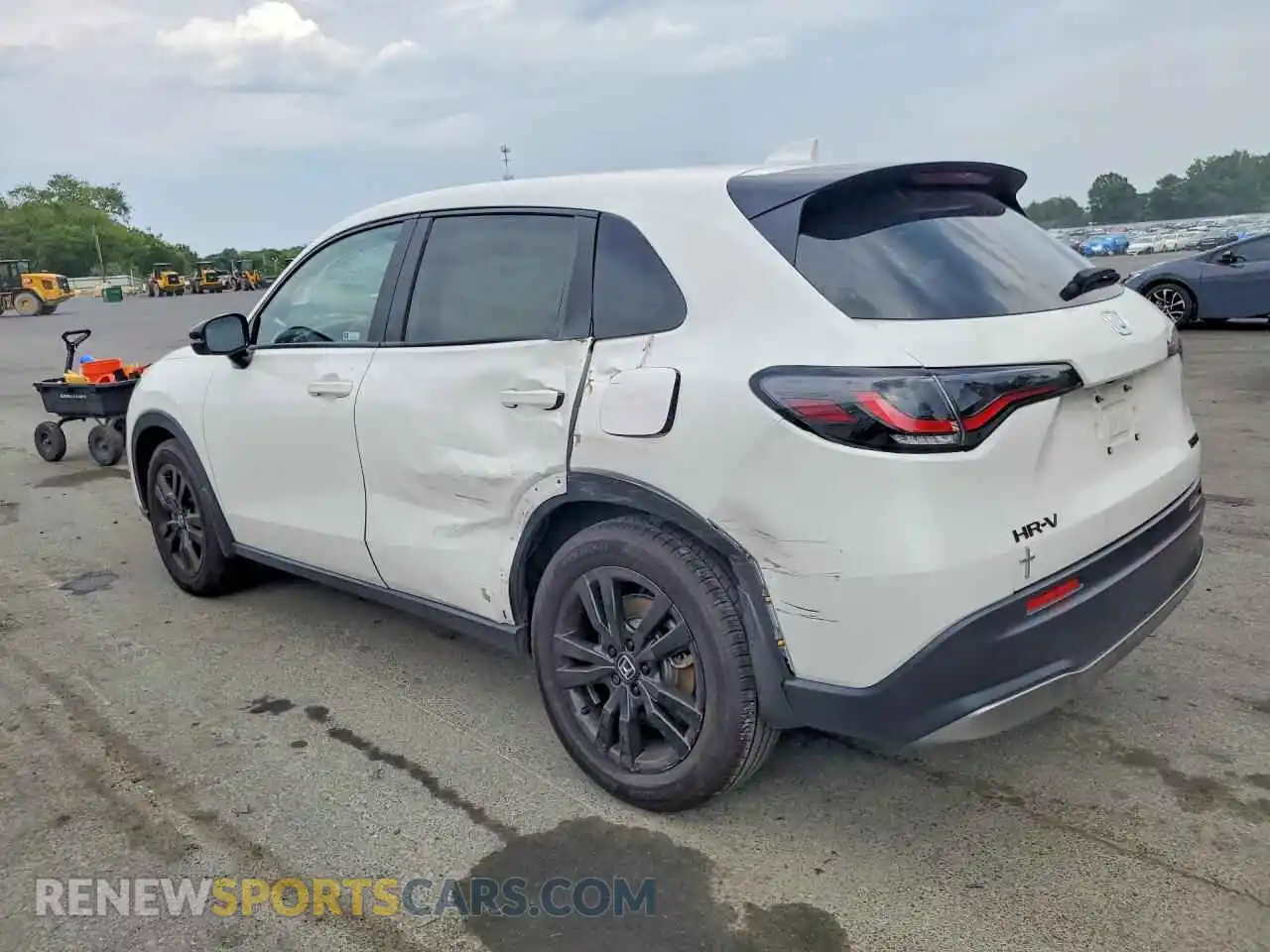 2 fotografías del automóvil dañado 3CZRZ2H55TM712797 HONDA HR-V 2026