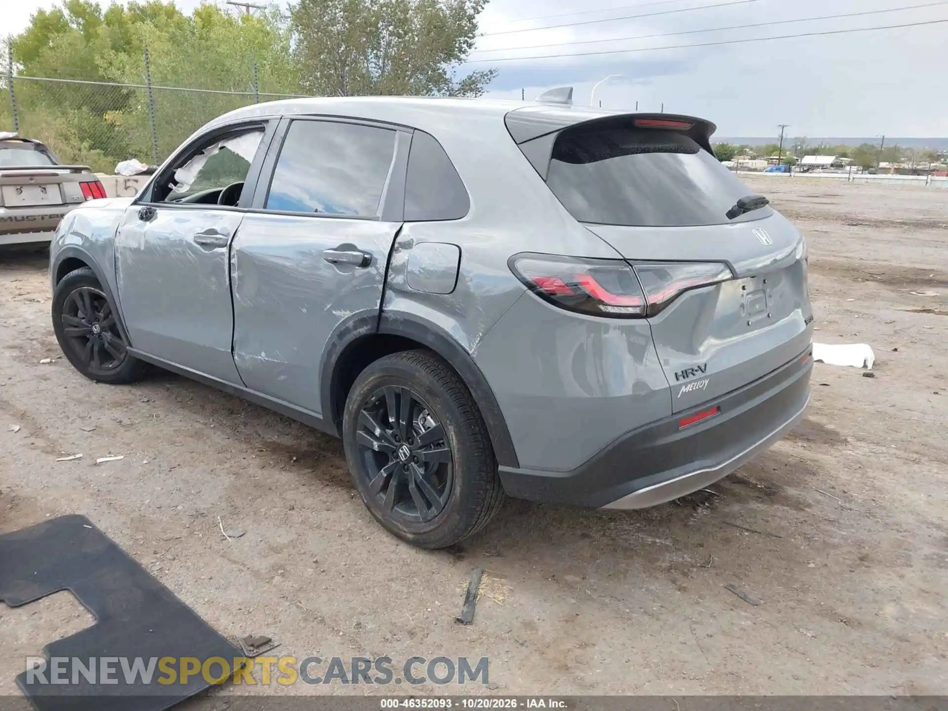 3 Photograph of a damaged car 3CZRZ2H55TM731429 HONDA HR-V 2026