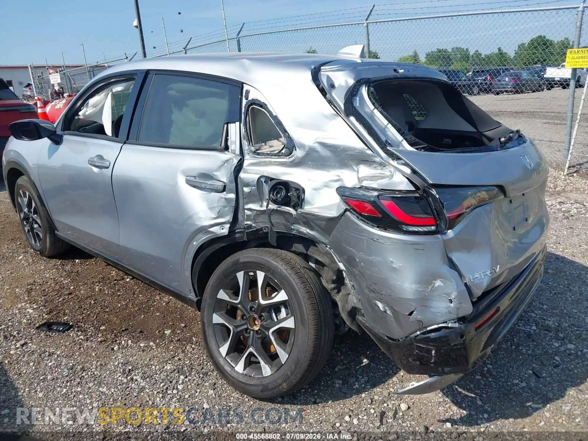 3 Photograph of a damaged car 3CZRZ2H72TM715836 HONDA HR-V 2026