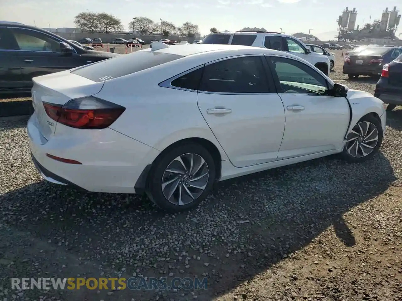 3 Photograph of a damaged car 19XZE4F97KE007768 HONDA INSIGHT 2019