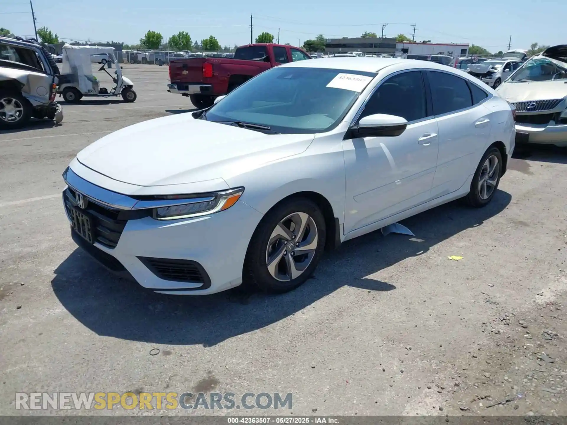 2 Photograph of a damaged car 19XZE4F52LE008230 HONDA INSIGHT 2020