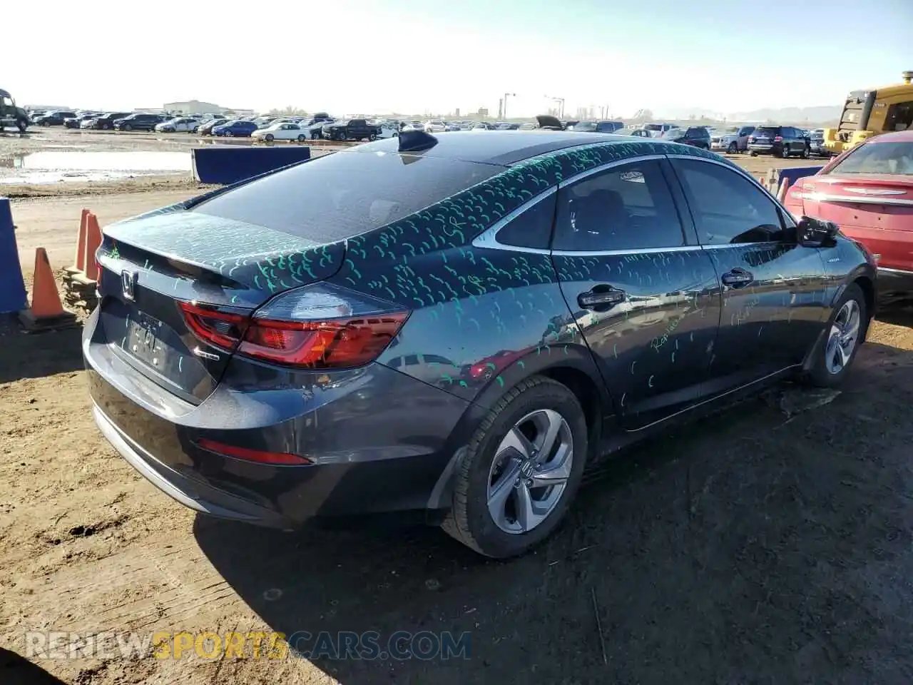 3 Photograph of a damaged car 19XZE4F53LE005949 HONDA INSIGHT 2020