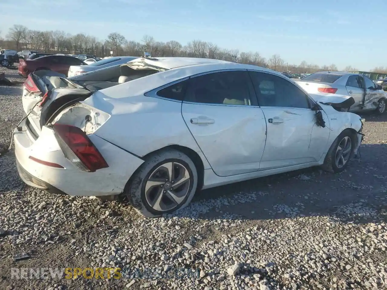 3 Фотография поврежденного автомобиля 19XZE4F53LE009595 HONDA INSIGHT 2020