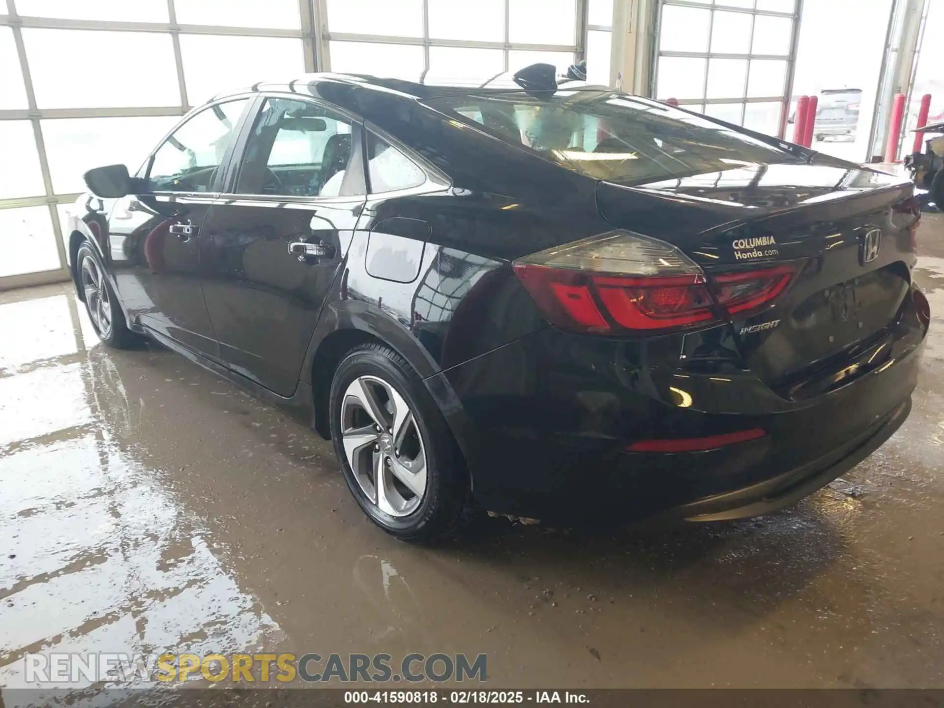 3 Photograph of a damaged car 19XZE4F58LE008670 HONDA INSIGHT 2020