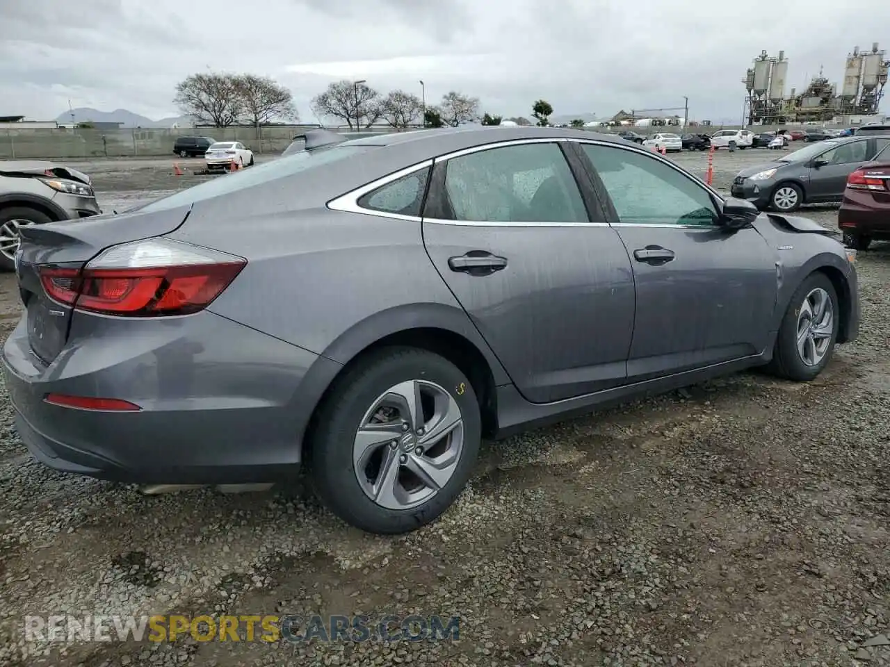3 Photograph of a damaged car 19XZE4F5XLE002403 HONDA INSIGHT 2020