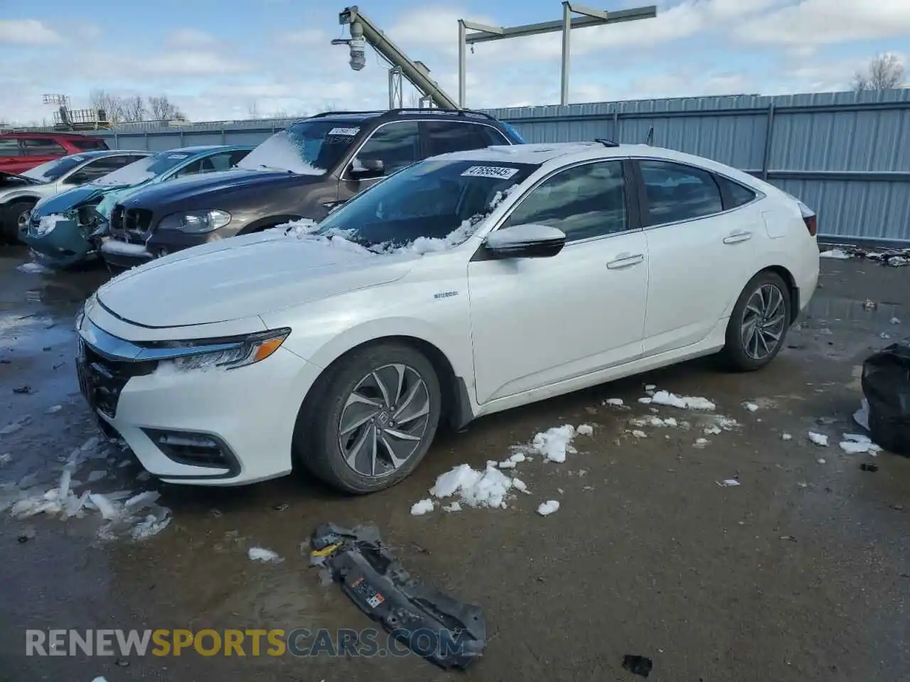 1 Photograph of a damaged car 19XZE4F93LE002908 HONDA INSIGHT 2020