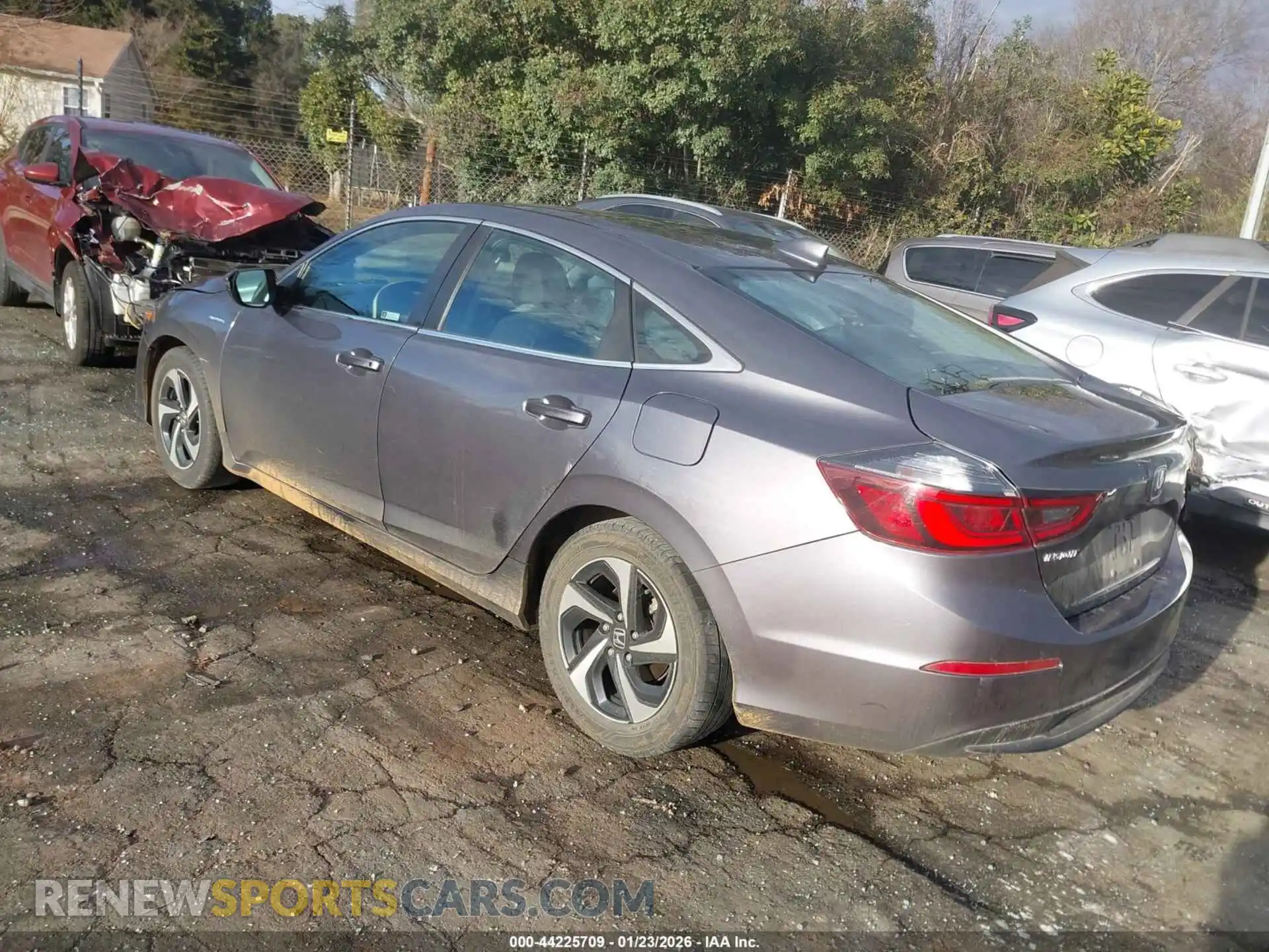 3 Photograph of a damaged car 19XZE4F50ME010575 HONDA INSIGHT 2021