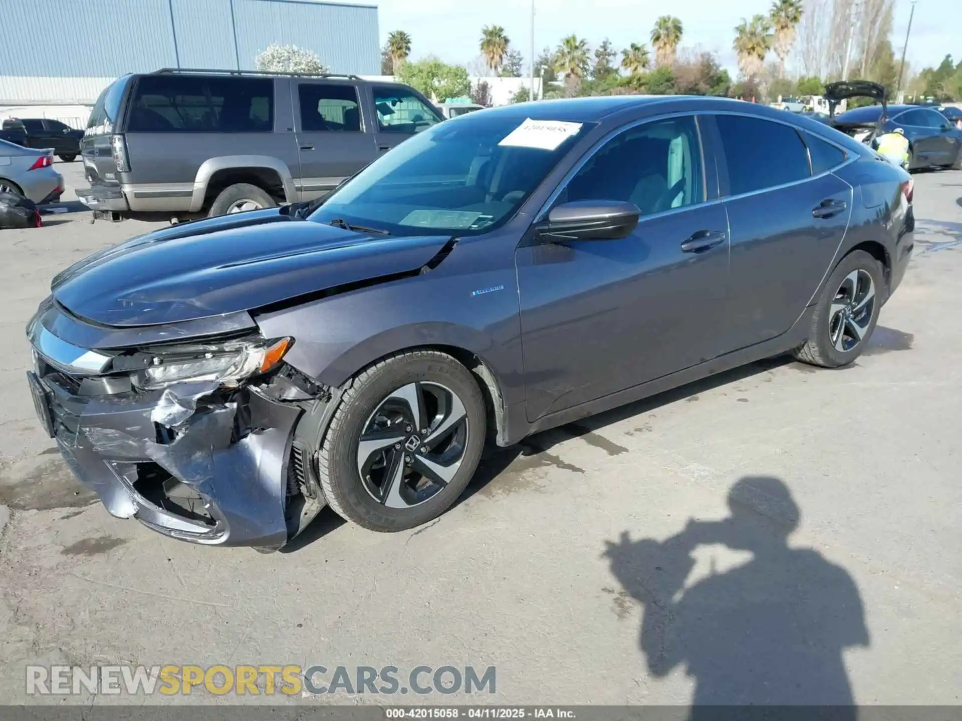 2 Photograph of a damaged car 19XZE4F50ME011287 HONDA INSIGHT 2021