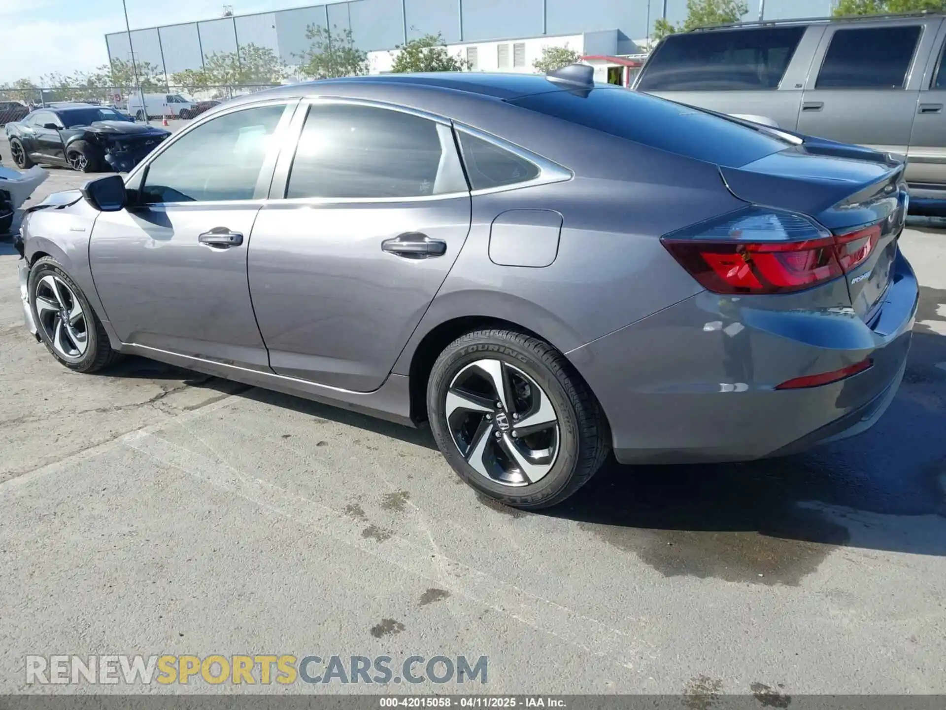 3 Photograph of a damaged car 19XZE4F50ME011287 HONDA INSIGHT 2021