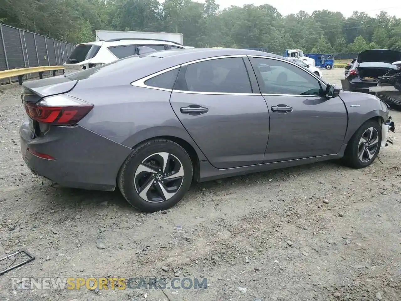 3 Photograph of a damaged car 19XZE4F53ME010392 HONDA INSIGHT 2021