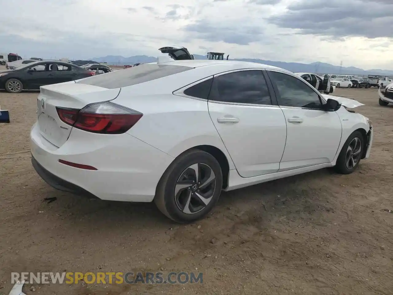 3 Photograph of a damaged car 19XZE4F55ME008921 HONDA INSIGHT 2021