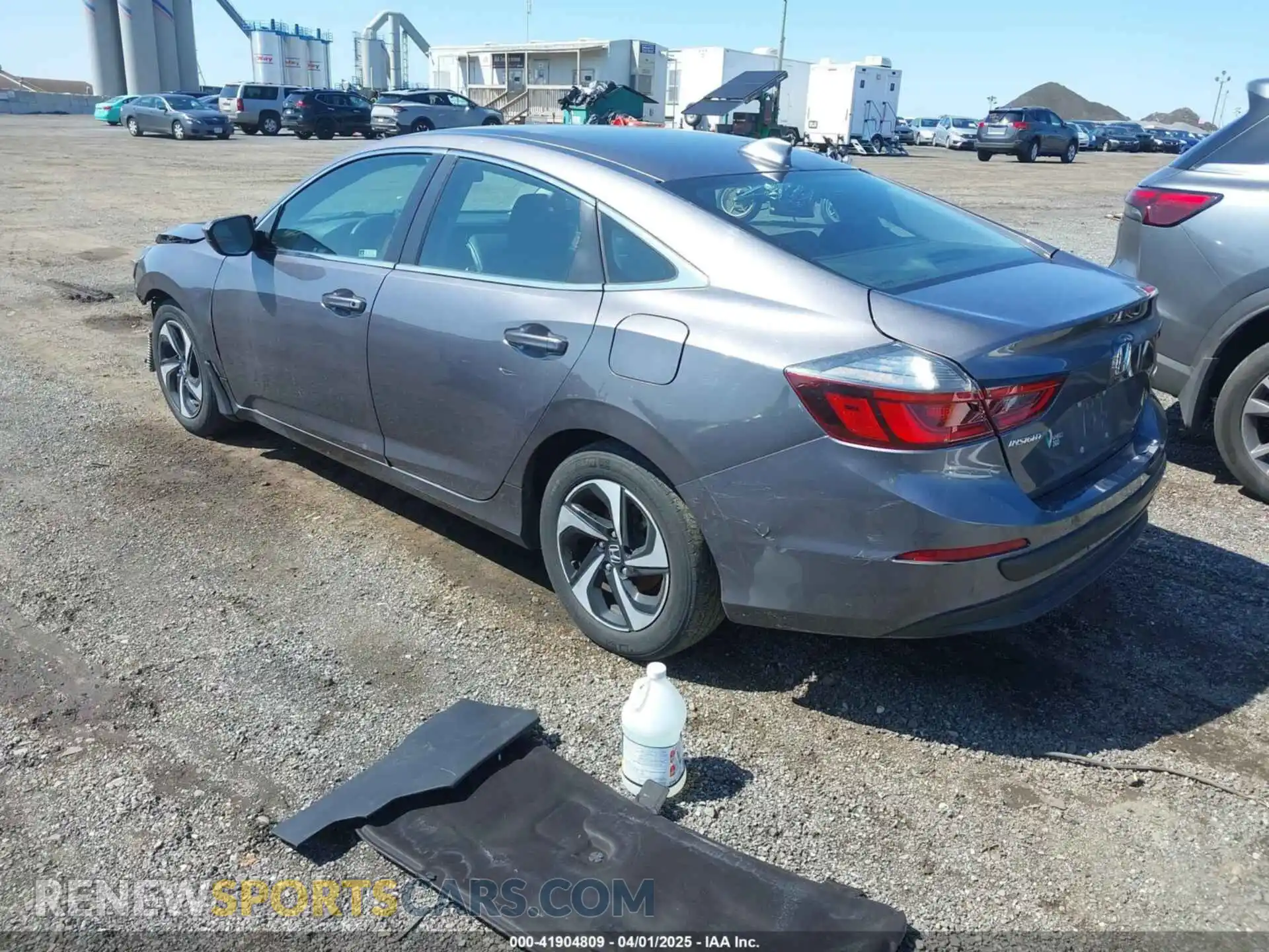 3 Photograph of a damaged car 19XZE4F56ME006109 HONDA INSIGHT 2021