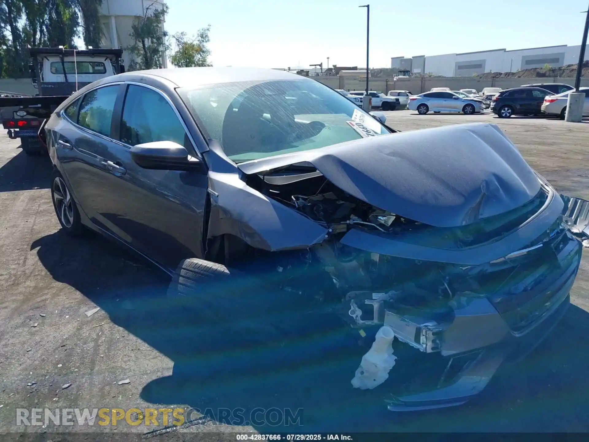 1 Photograph of a damaged car 19XZE4F56ME011567 HONDA INSIGHT 2021