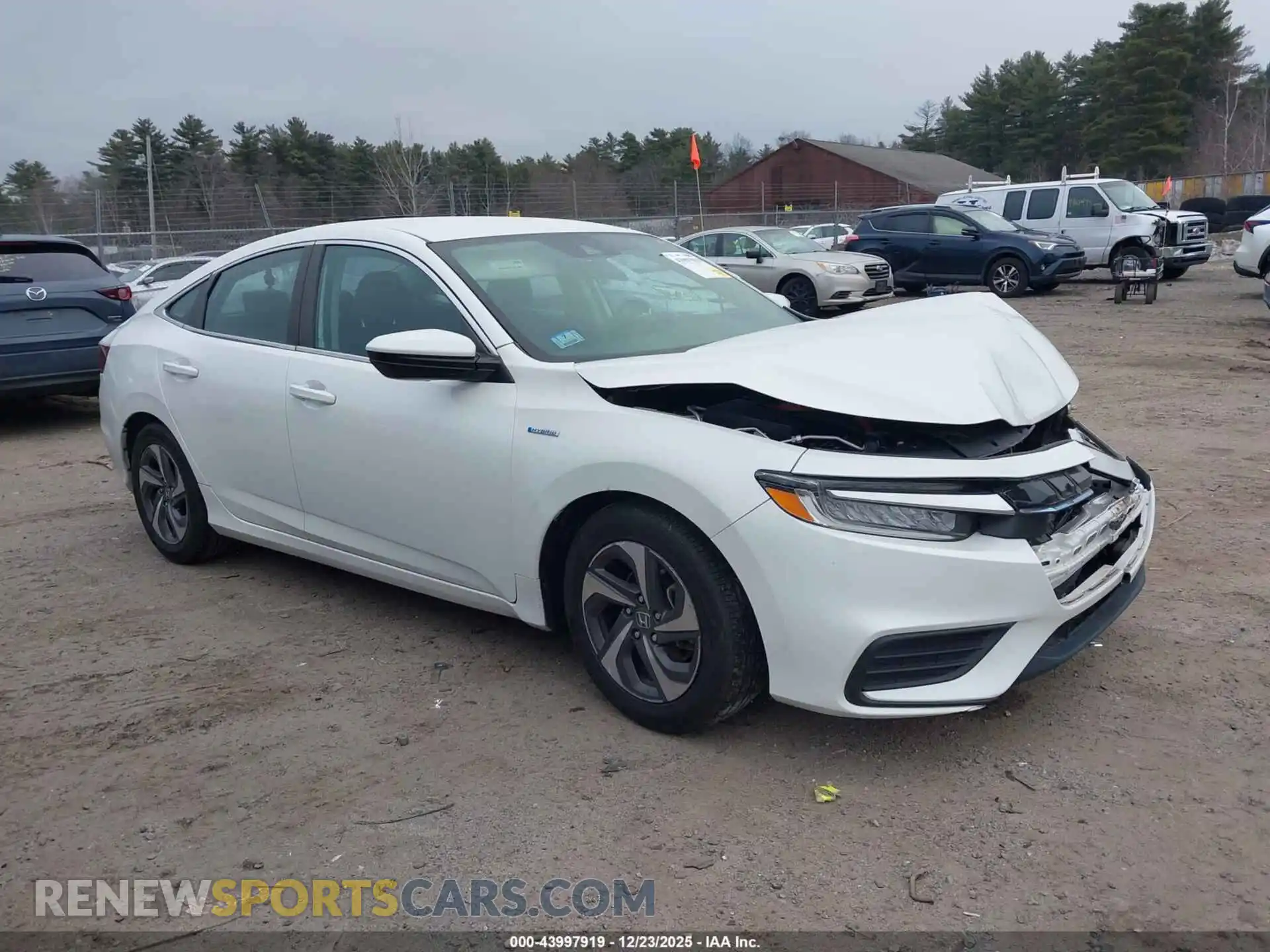 1 Photograph of a damaged car 19XZE4F57ME001923 HONDA INSIGHT 2021