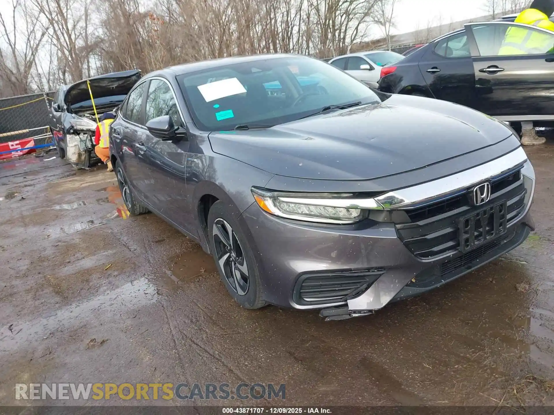 1 Фотография поврежденного автомобиля 19XZE4F58ME007553 HONDA INSIGHT 2021