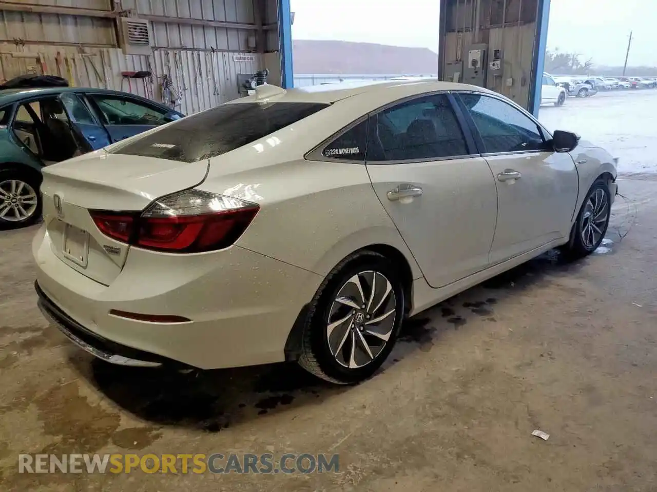 3 Photograph of a damaged car 19XZE4F96ME005089 HONDA INSIGHT 2021