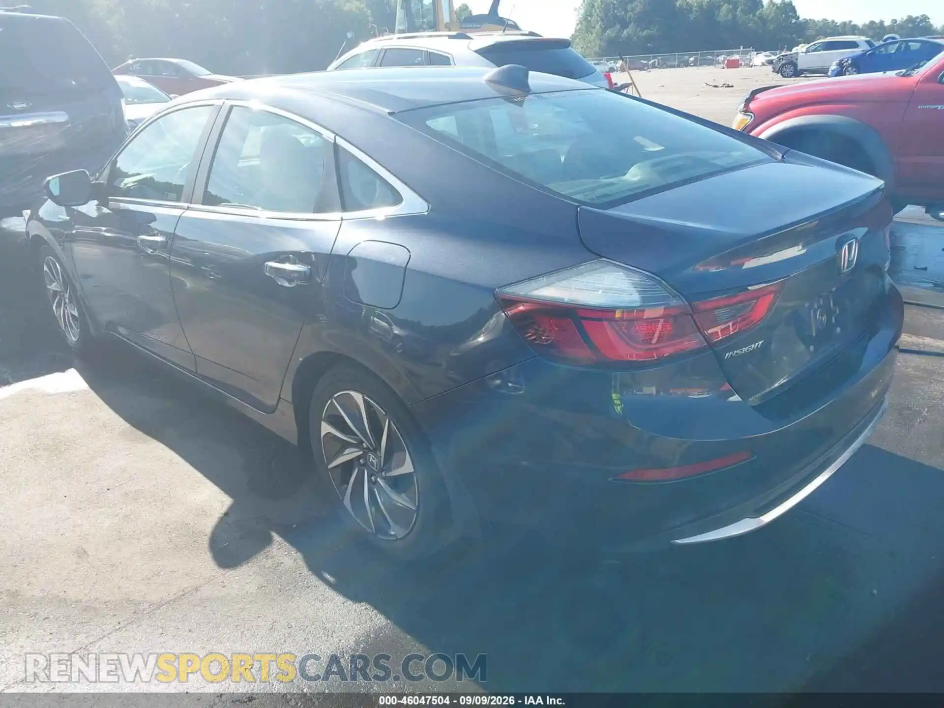 3 Фотография поврежденного автомобиля 19XZE4F98ME007393 HONDA INSIGHT 2021