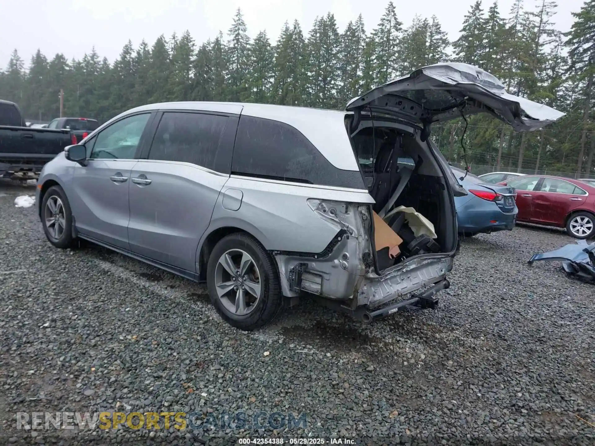 3 Фотография поврежденного автомобиля 5FNRL6H46KB504498 HONDA ODYSSEY 2019