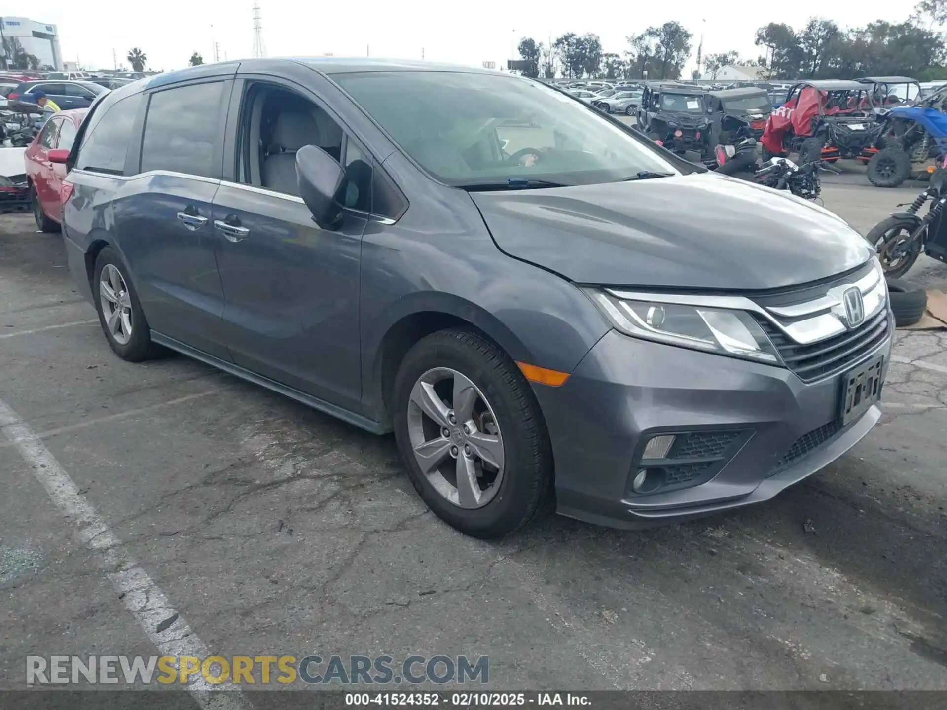 1 Photograph of a damaged car 5FNRL6H54KB050423 HONDA ODYSSEY 2019