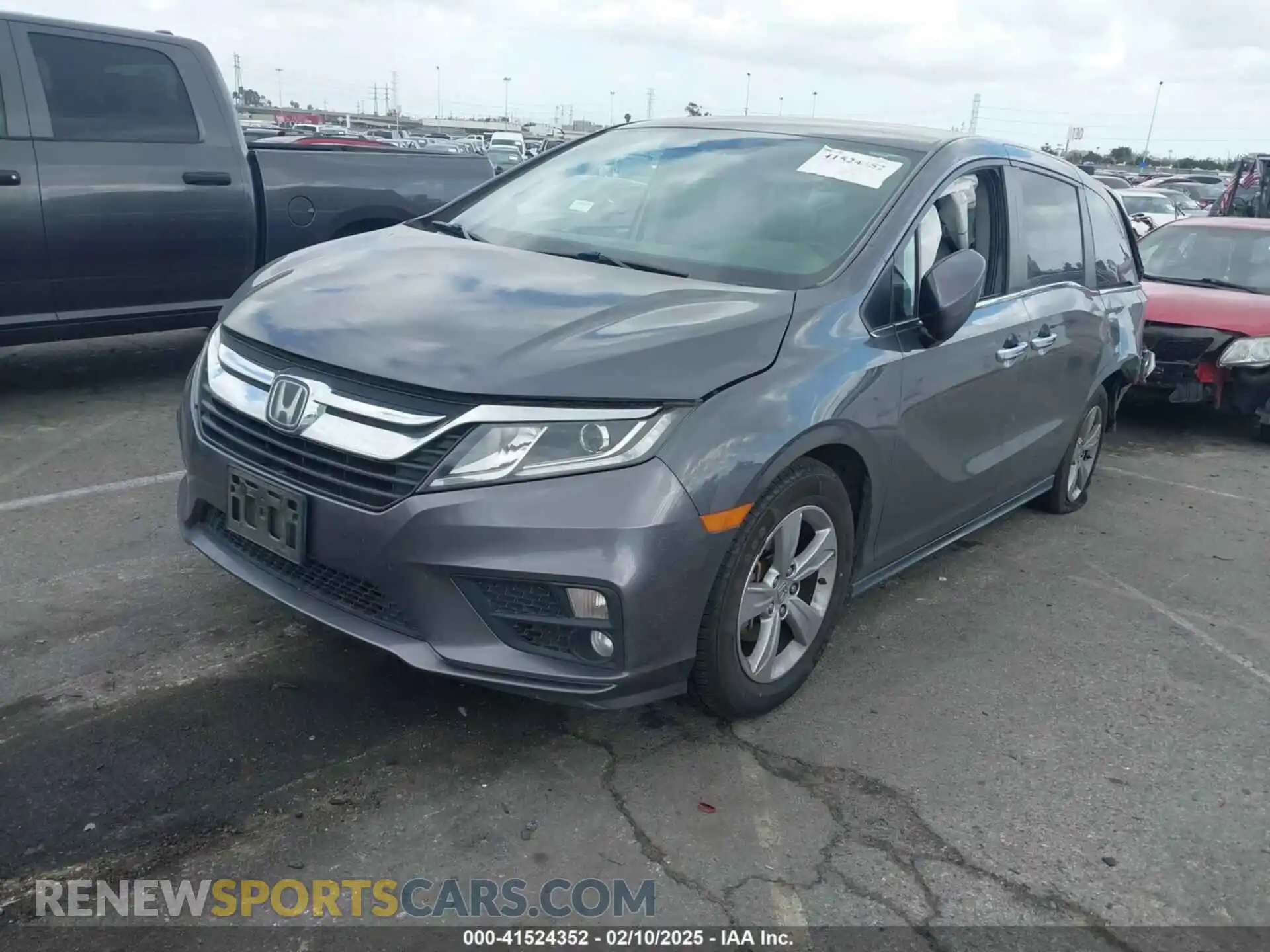 2 Photograph of a damaged car 5FNRL6H54KB050423 HONDA ODYSSEY 2019