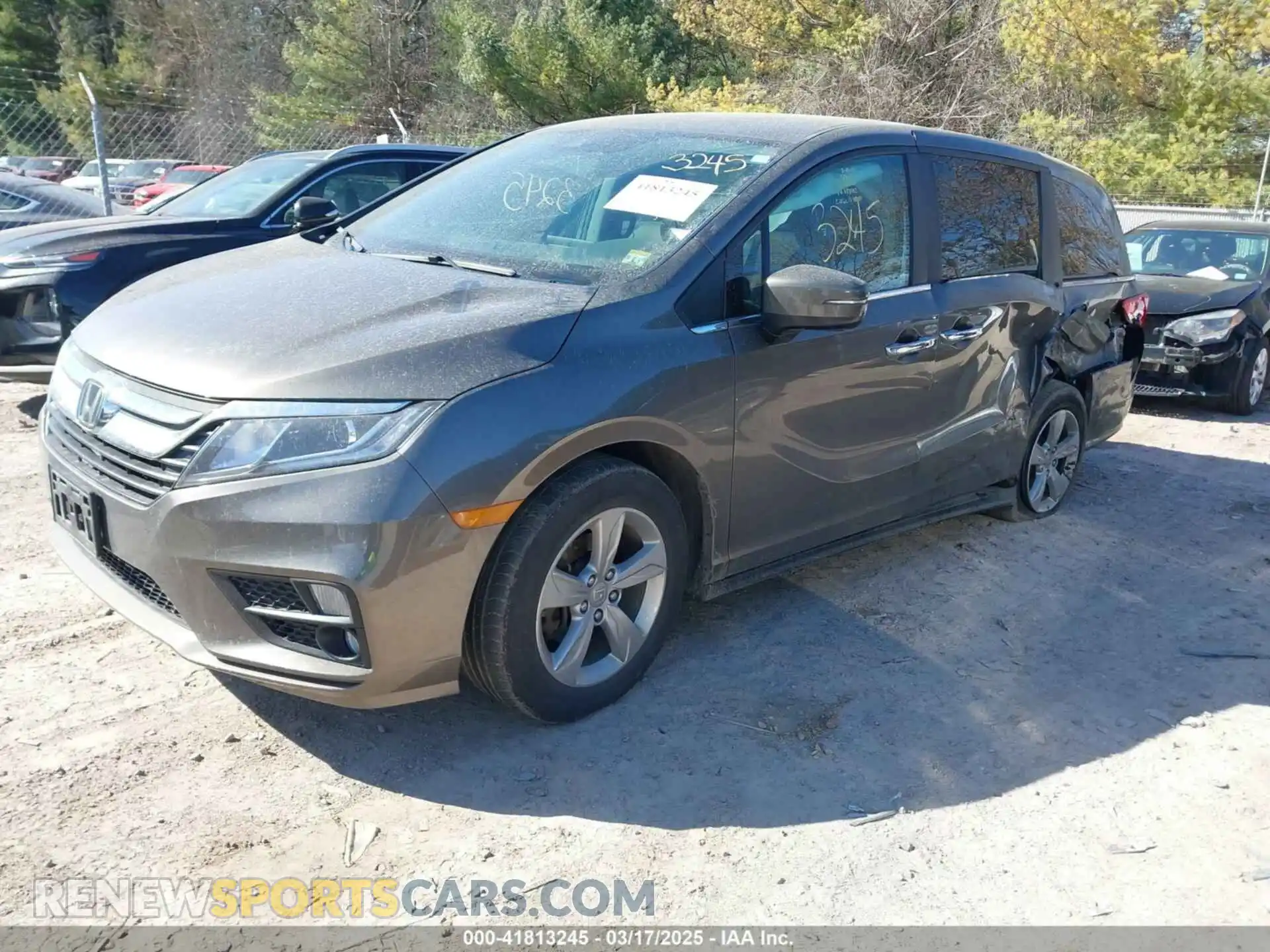2 Photograph of a damaged car 5FNRL6H57KB023443 HONDA ODYSSEY 2019