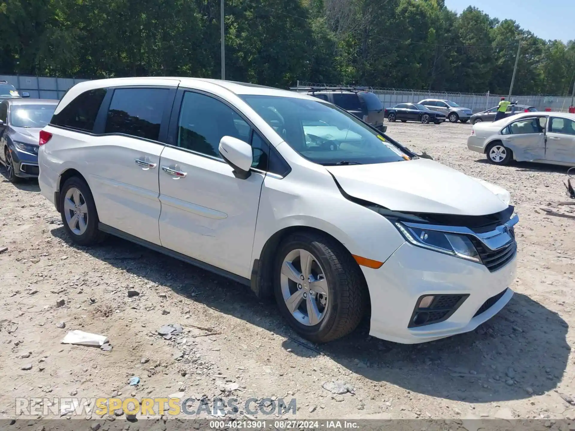 1 Photograph of a damaged car 5FNRL6H70KB020935 HONDA ODYSSEY 2019