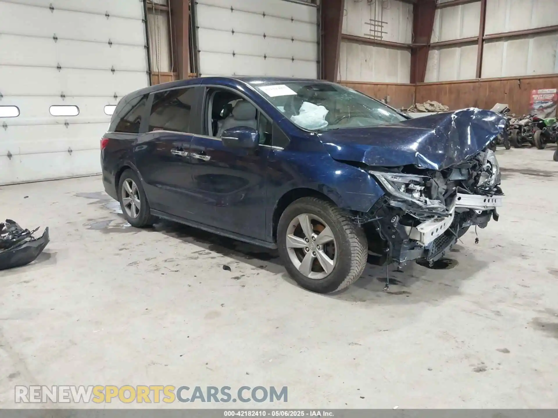 1 Photograph of a damaged car 5FNRL6H71KB133485 HONDA ODYSSEY 2019