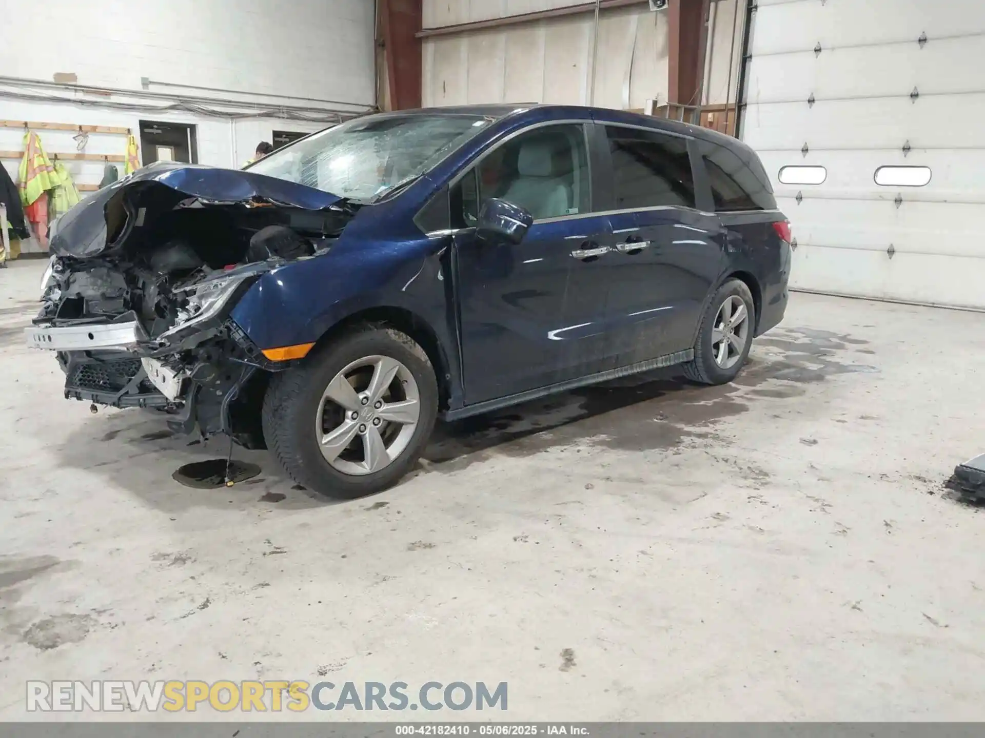2 Photograph of a damaged car 5FNRL6H71KB133485 HONDA ODYSSEY 2019