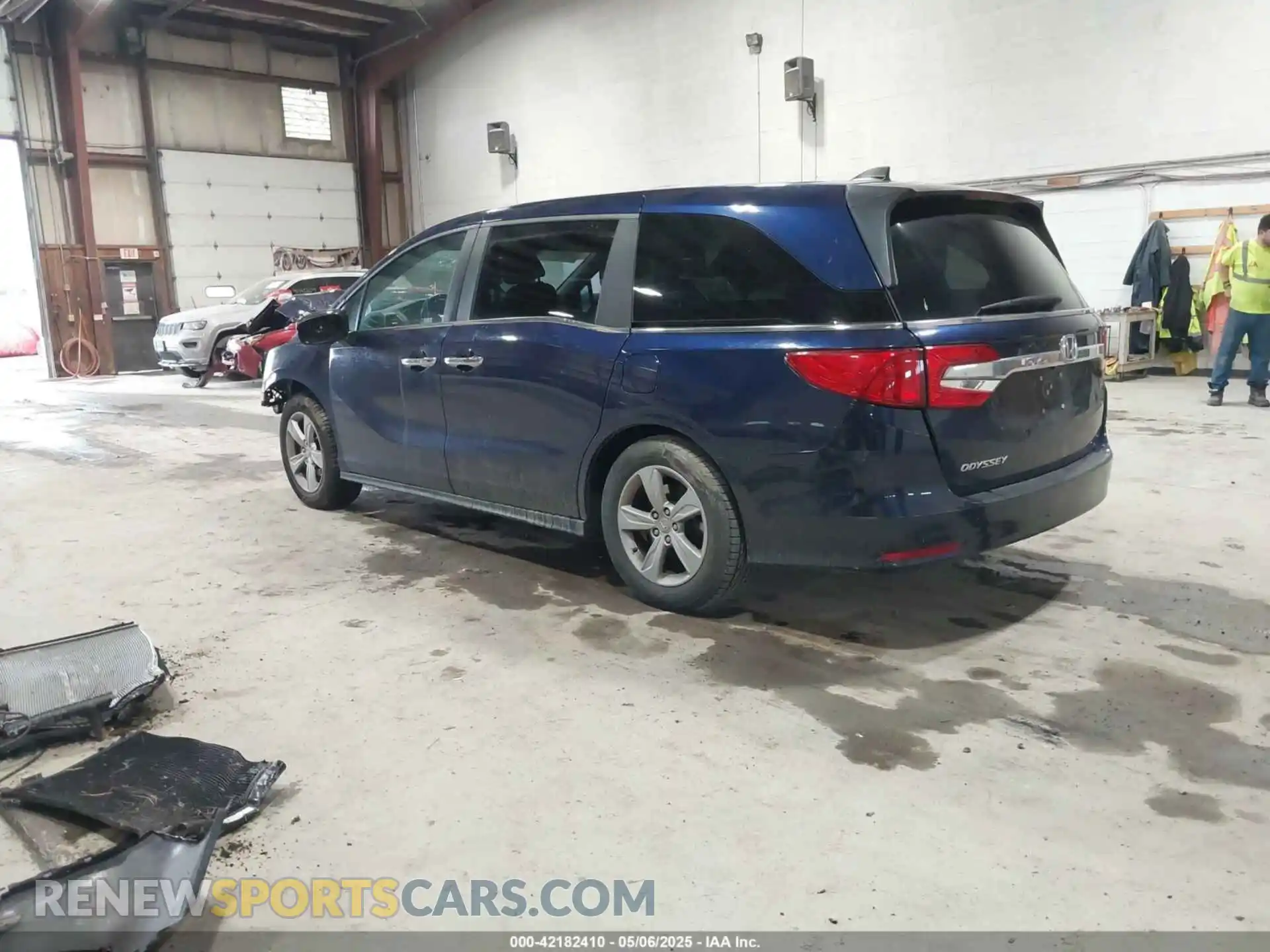 3 Photograph of a damaged car 5FNRL6H71KB133485 HONDA ODYSSEY 2019