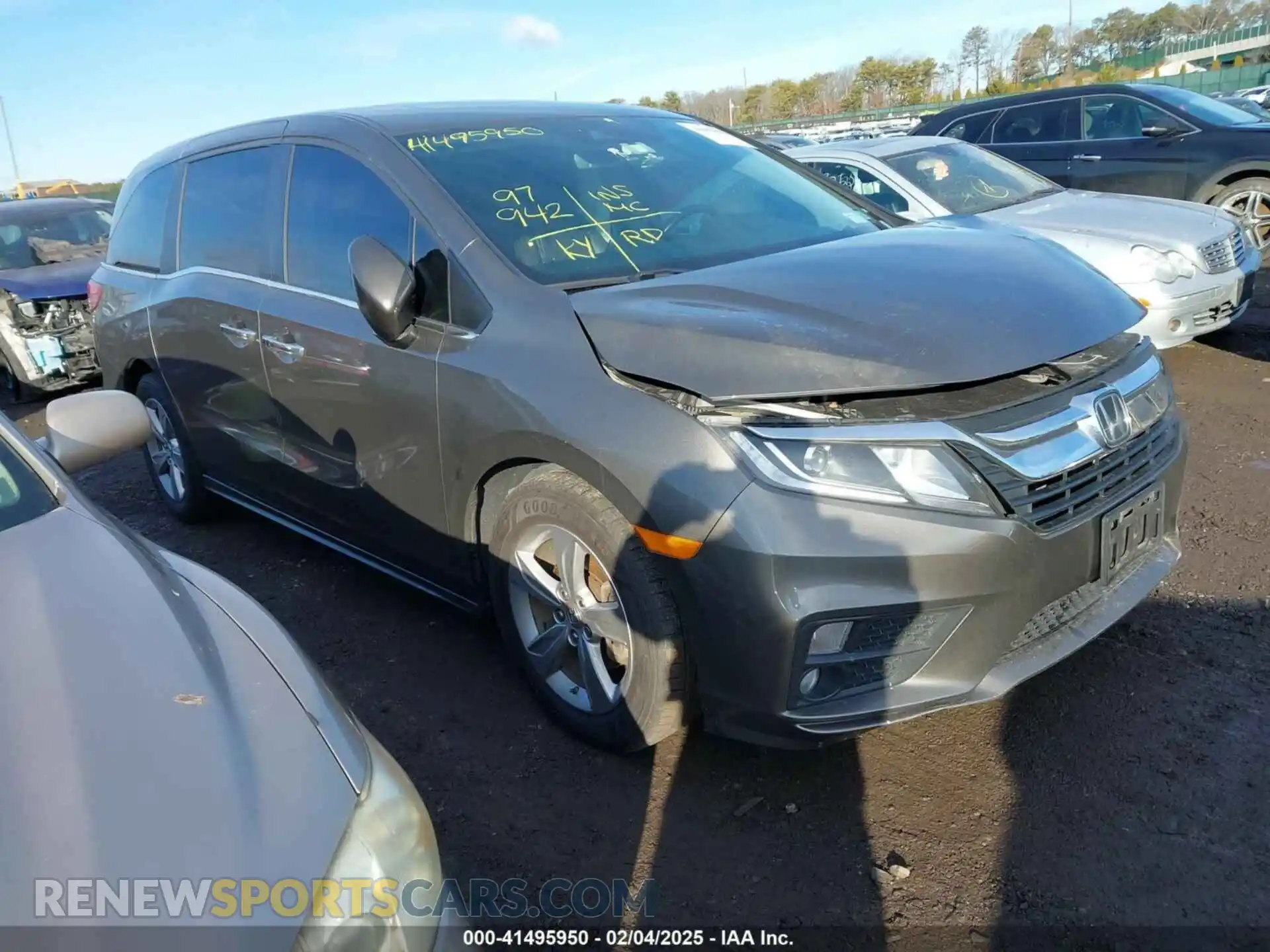 1 Photograph of a damaged car 5FNRL6H72KB041270 HONDA ODYSSEY 2019